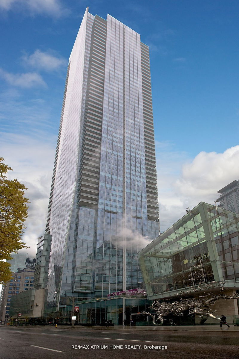 home for sale on 2707-180 University Avenue