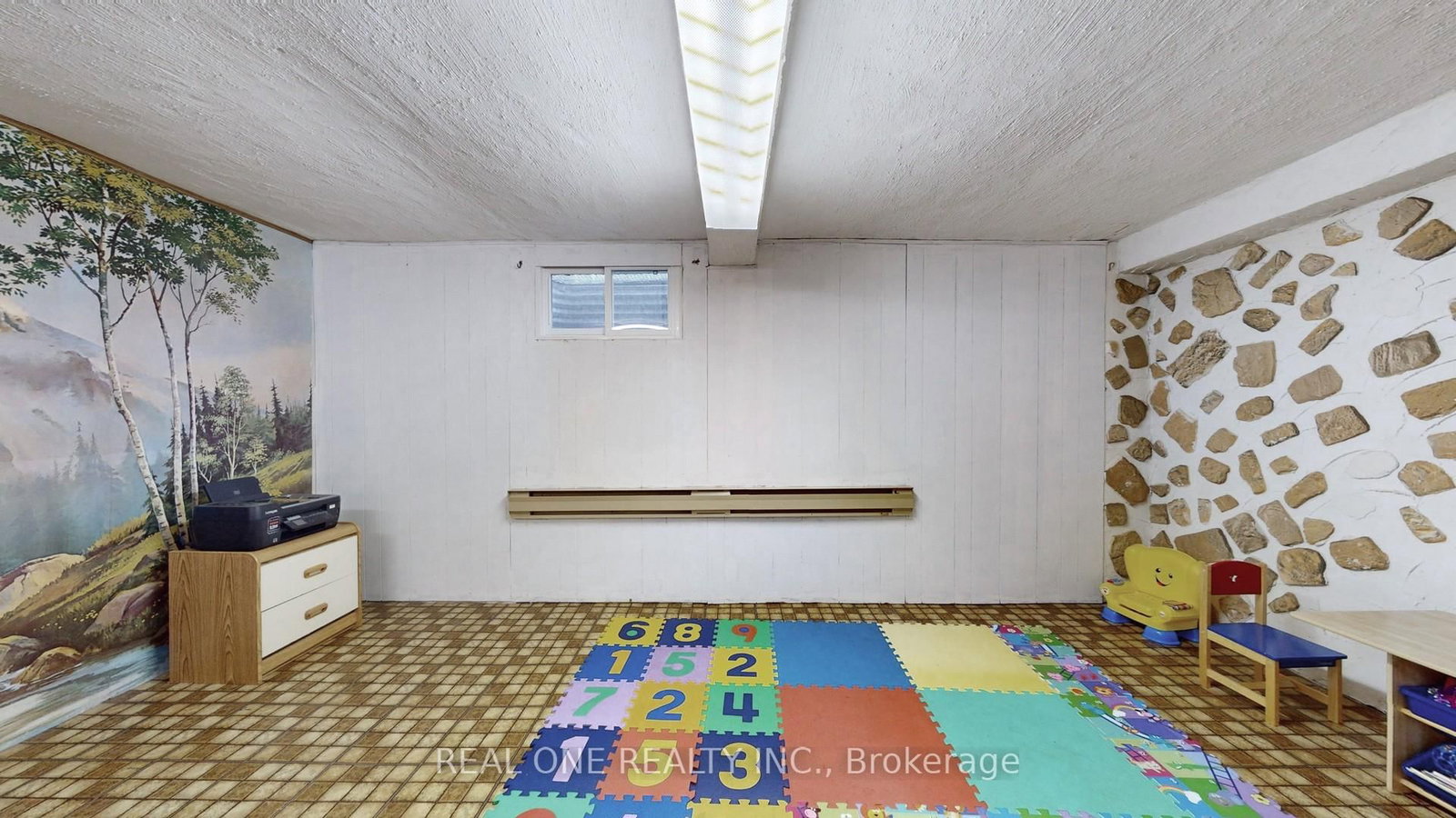 Listing Image 33