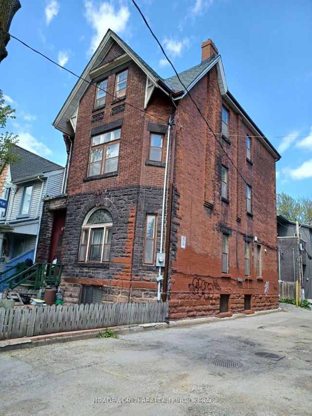 37 Huron Street
