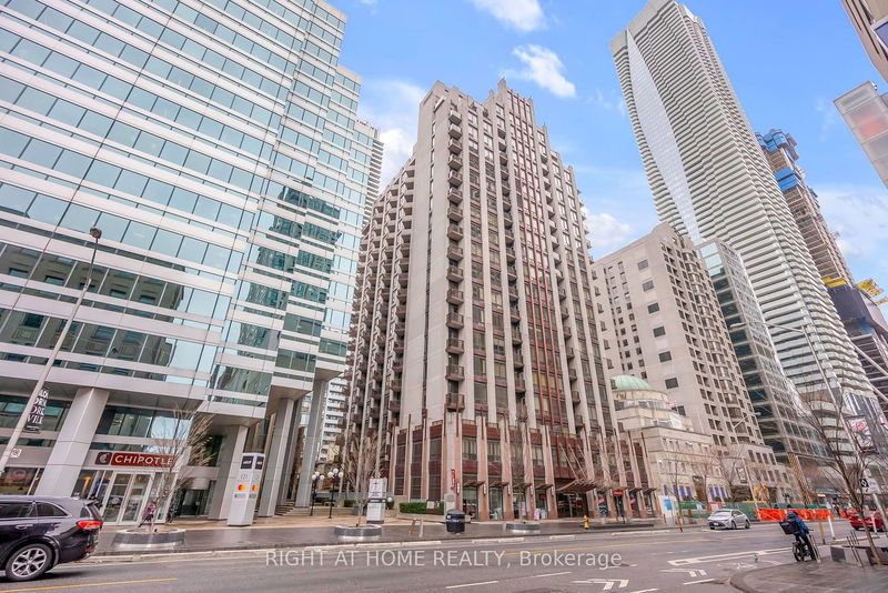 home for sale on 308-85 Bloor Street E