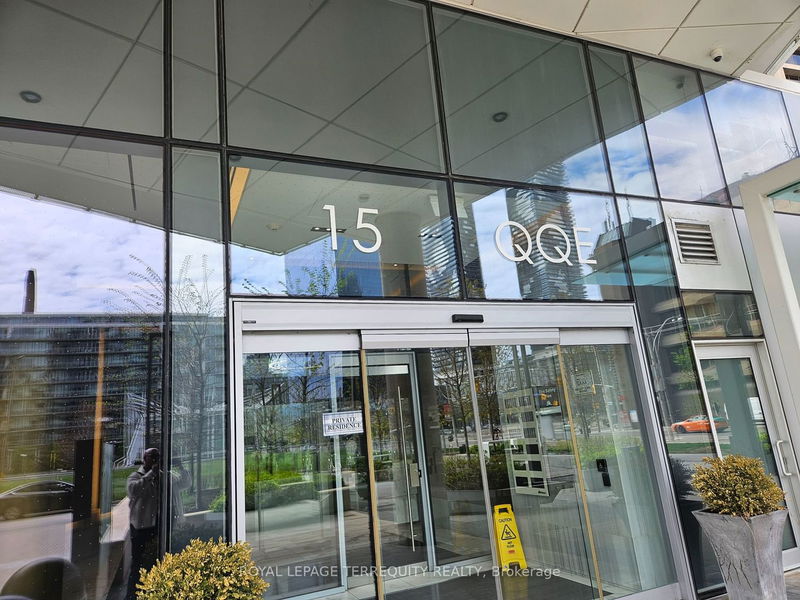home for lease on 918-15 Queens Quay E