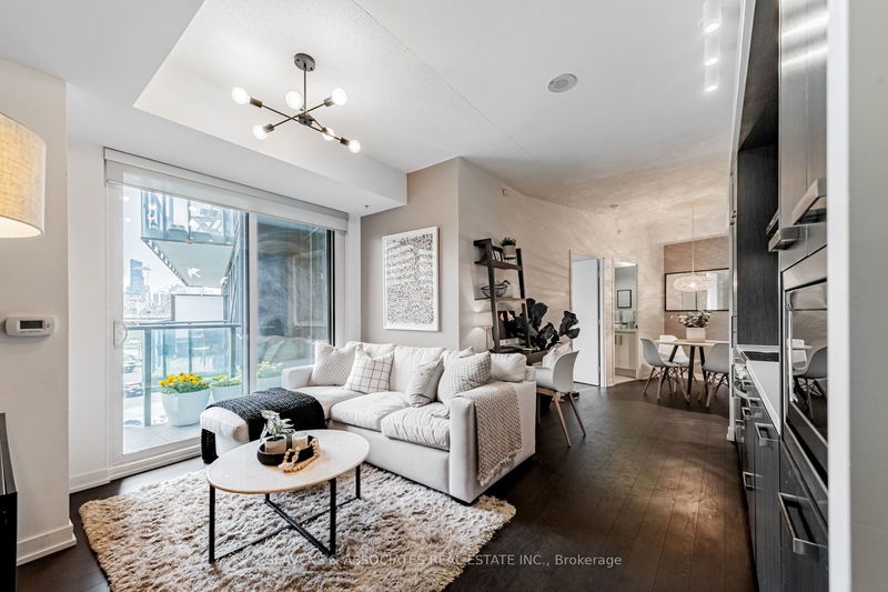 home for sale on N225-120 Bayview Avenue
