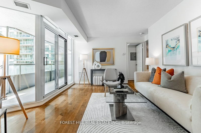home for sale on 301-30 Grand Trunk Crescent