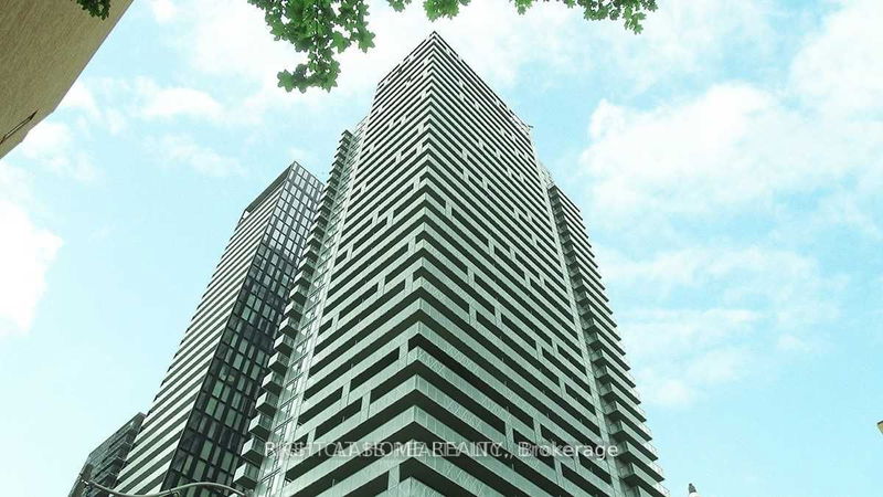 home for lease on 1502-50 Wellesley Street E