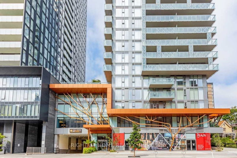home for lease on 3201-50 Wellesley Street E