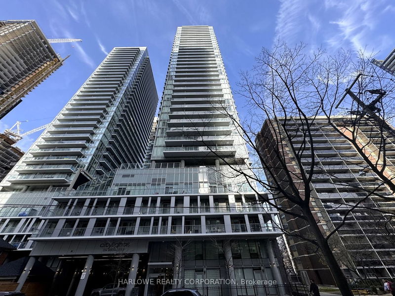 home for lease on 815 ST-195 Redpath Avenue