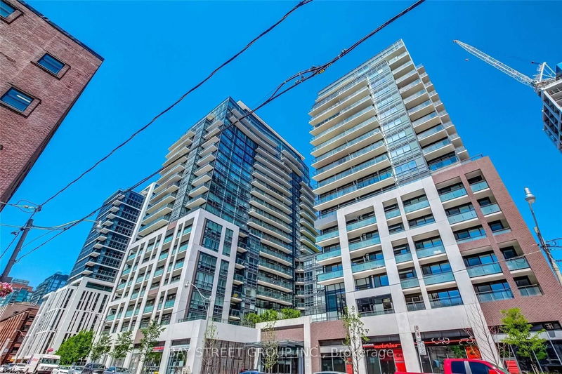 home for lease on Ph112-460 Adelaide Street E