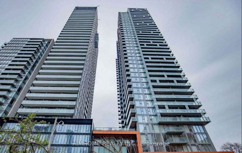 home for lease on 1005-50 Wellesley Street E