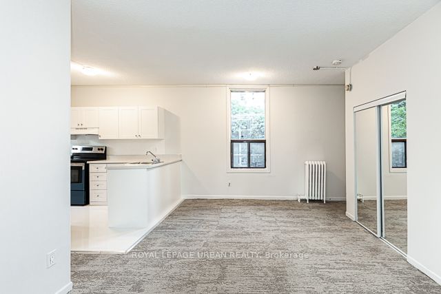 home for lease on 302-505 Church Street E