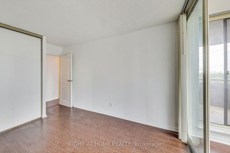  909 - 5765 Yonge St  Toronto, M2M 4H9 | Image 28