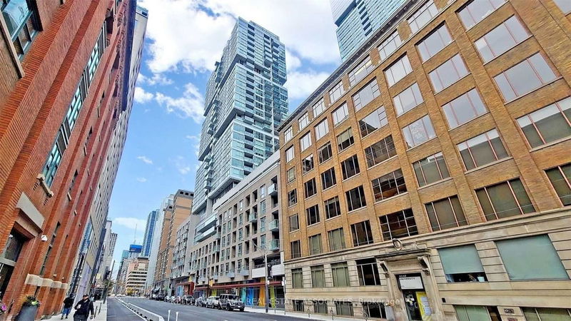 home for lease on 1904-199 Richmond Street W