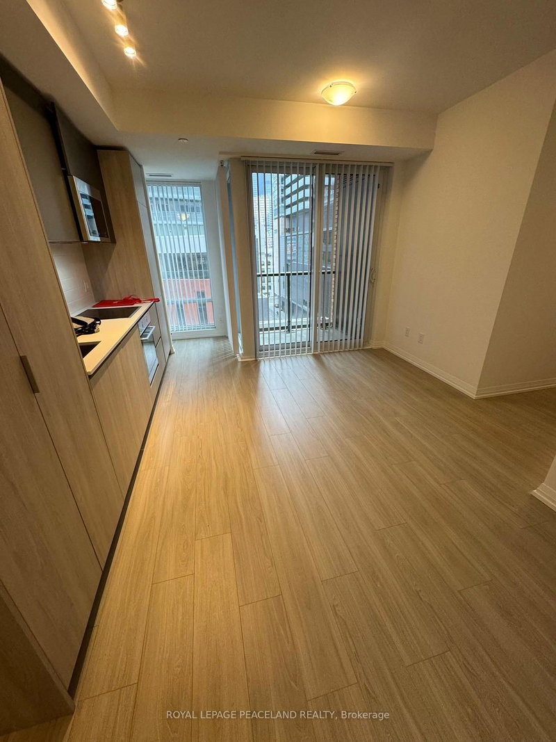 808 - 8 Widmer St, Toronto, M5V 2E7 | Image 2