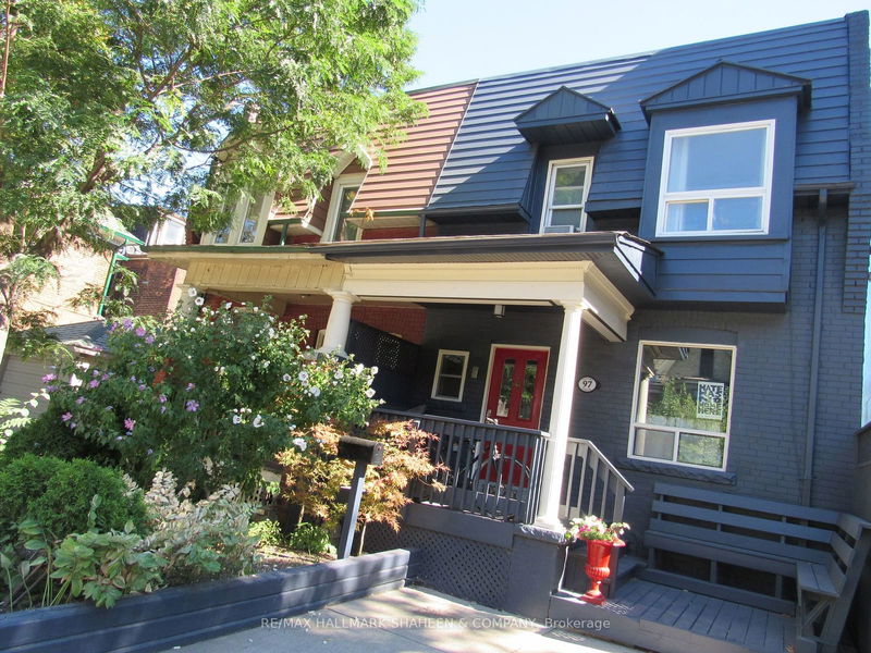 home for lease on Bsmt-97 Oxford Street