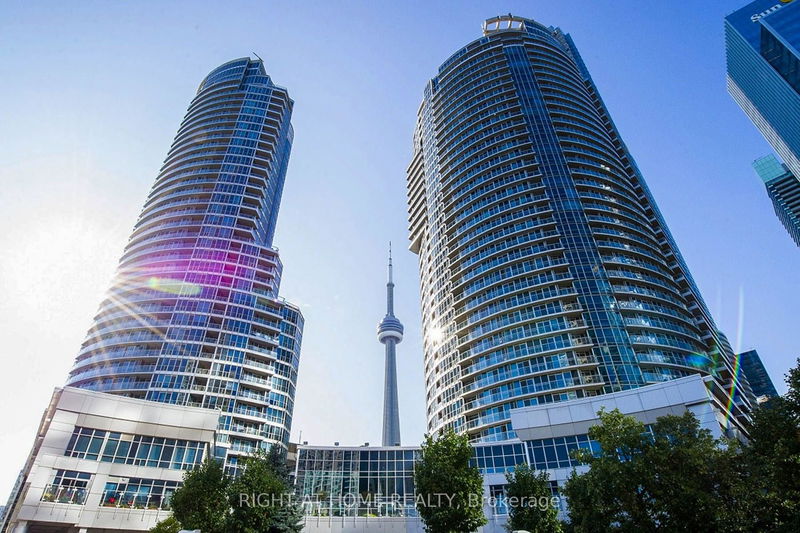 home for lease on 1910-218 Queens Quay W