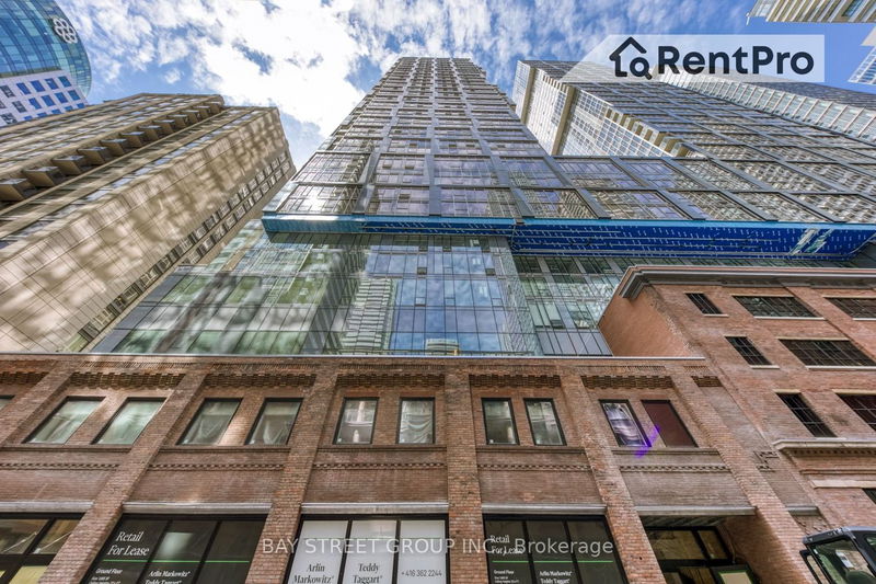 home for lease on 2108-15 Mercer Street