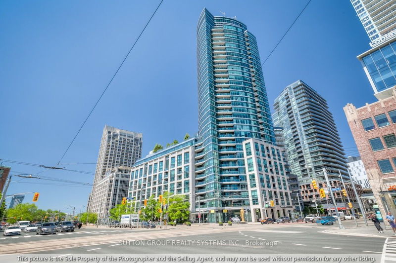 home for sale on 217-600 Fleet Street