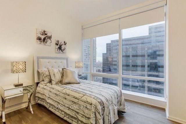 1 Bloor Street E, Unit 1704 - Photo 13
