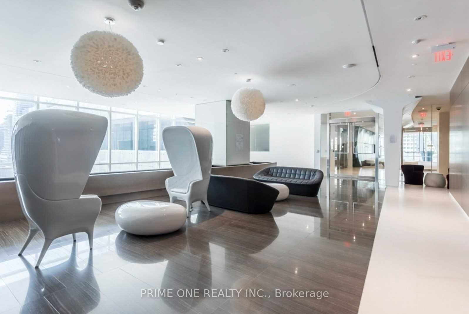 1 Bloor Street E, Unit 1704 - Photo 35