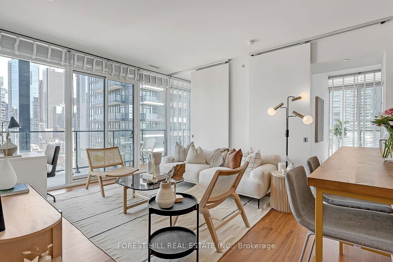 home for lease on 2309-125 Peter Street