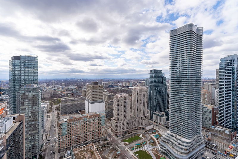 home for lease on 3912-501 Yonge Street