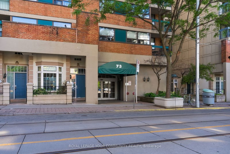 home for sale on 237-73 McCaul Street