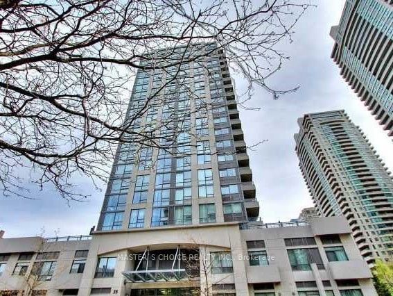home for lease on 2020-35 Hollywood Avenue