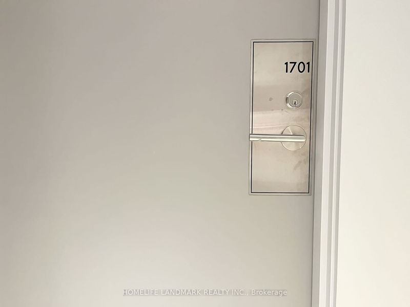 home for lease on 1701-8 Widmer Street