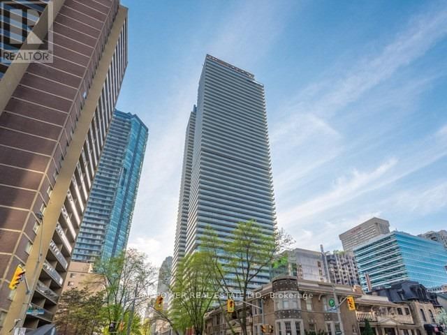 home for lease on 1002-50 Charles Street E