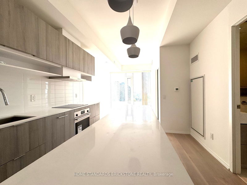home for lease on 1805-5 Soudan Avenue