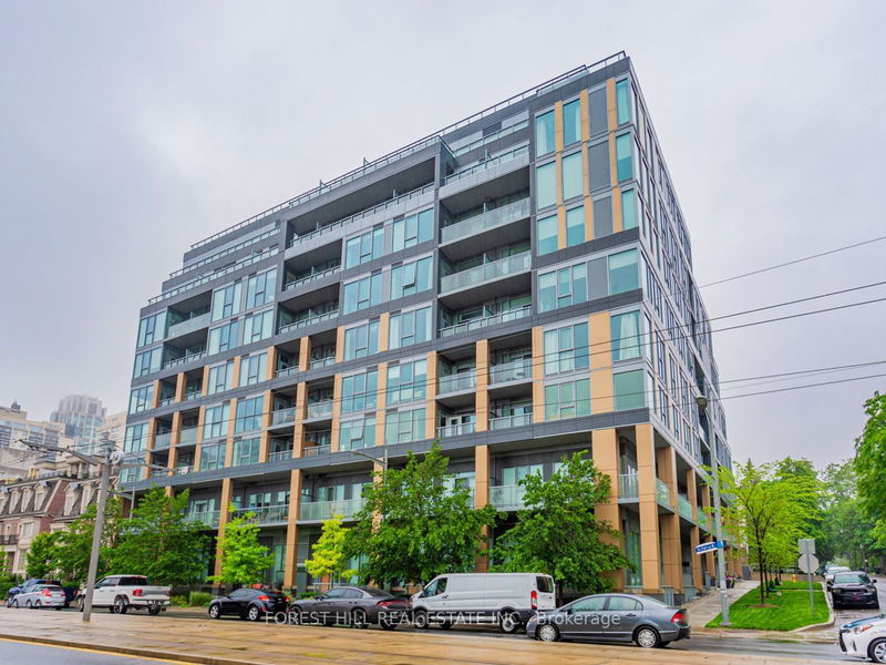 home for lease on Th102-6 Parkwood Avenue
