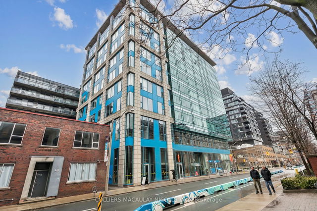 602/604 - 477 Richmond Street