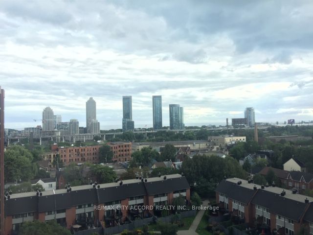 home for sale on 1109-705 King Street W