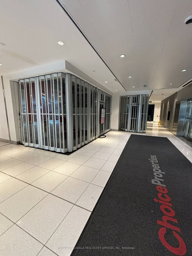 1 - 22 St Clair Ave E, Toronto, M4T 2S5 | Image 3