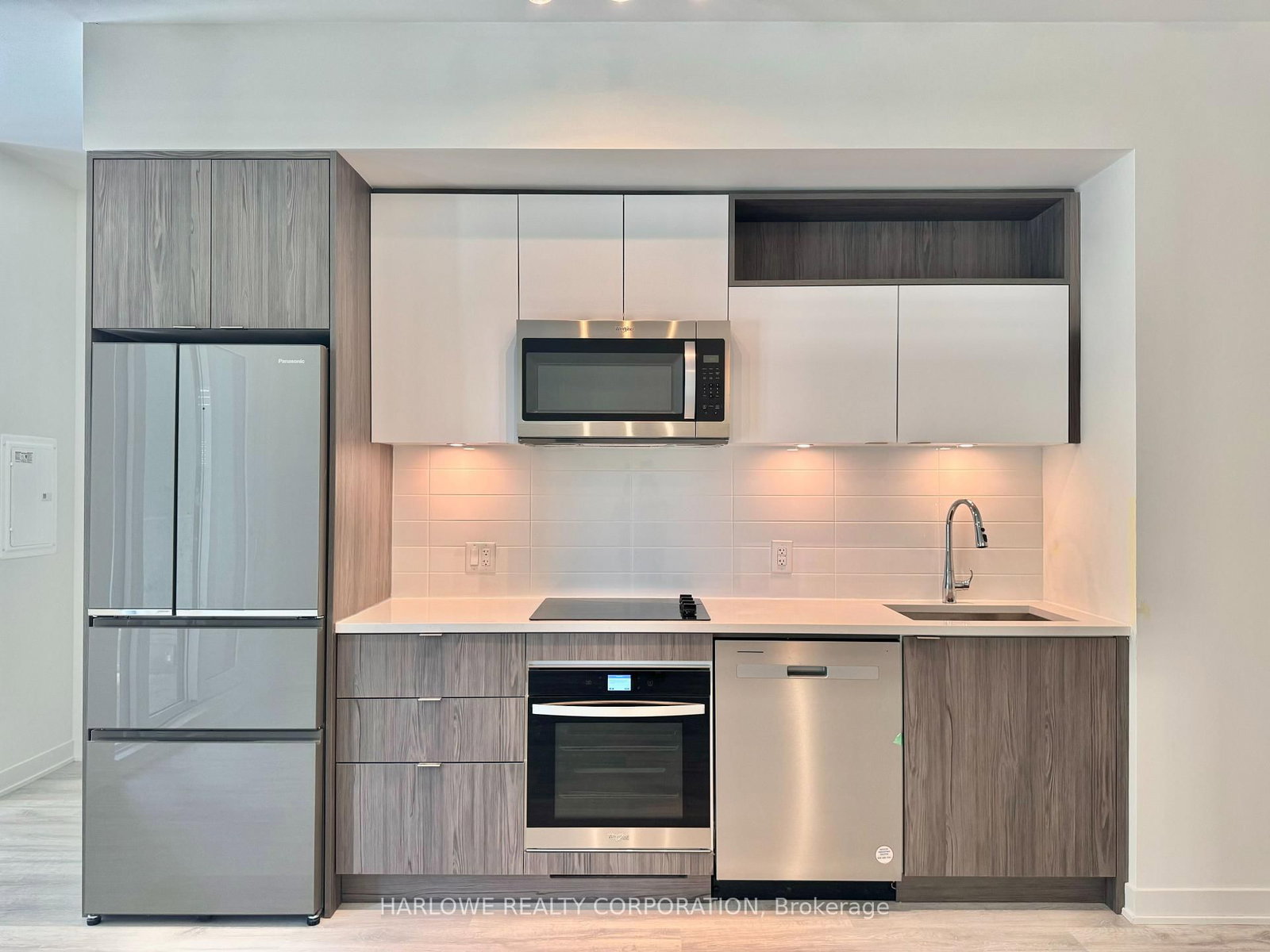 60 Princess Street, Unit 111 SE - Photo 2