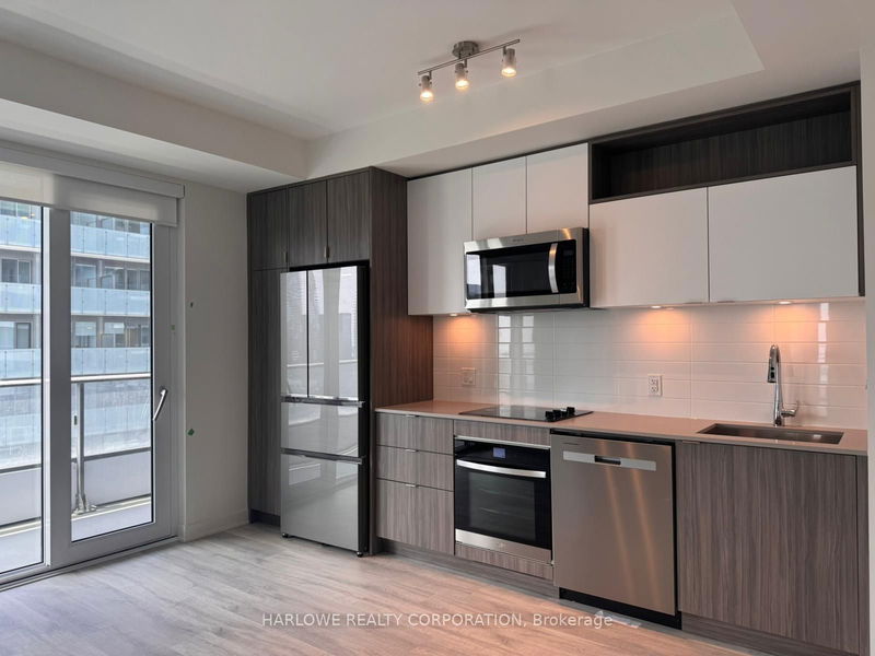home for lease on 2609 E-70 Princess Street