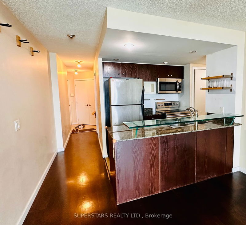 home for lease on 1108-208 Queens Quay W