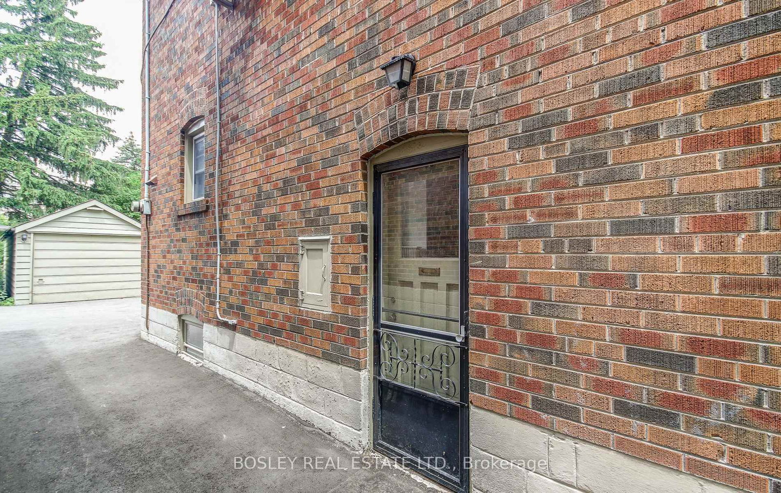 Listing Image 40