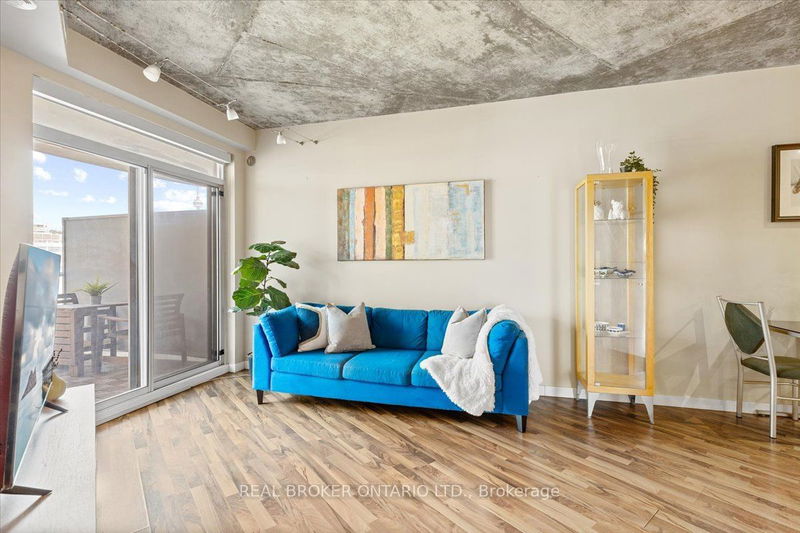 home for sale on 629-1 Shaw Street