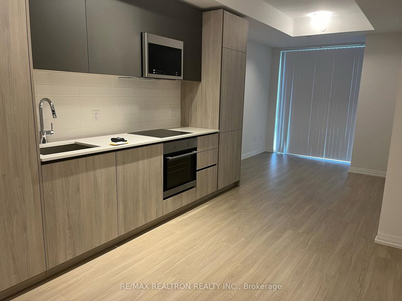 2507 - 8 Widmer St, Toronto, M5V 2E7 | Image 2