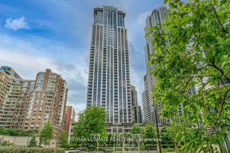 home for sale on 704-761 Bay Street
