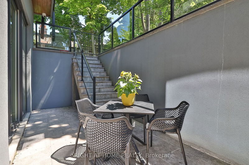 179 Old Yonge St  Toronto, M2P 1R1 | Image 35