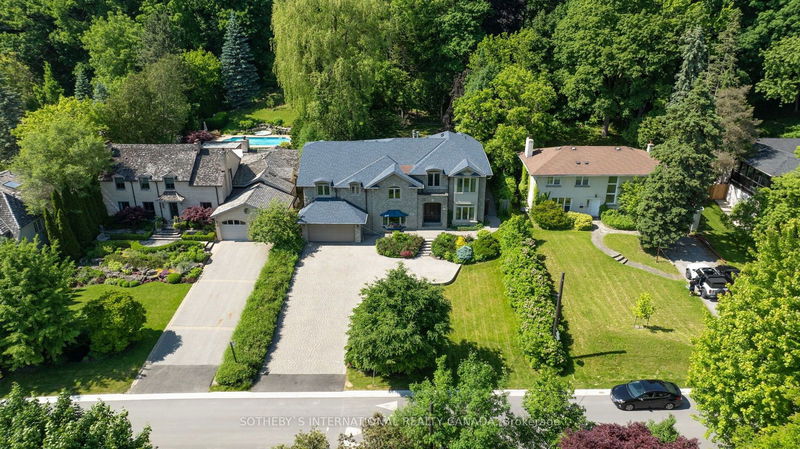 32 Brookfield Rd  Toronto, M2P 1A9 | Image 40