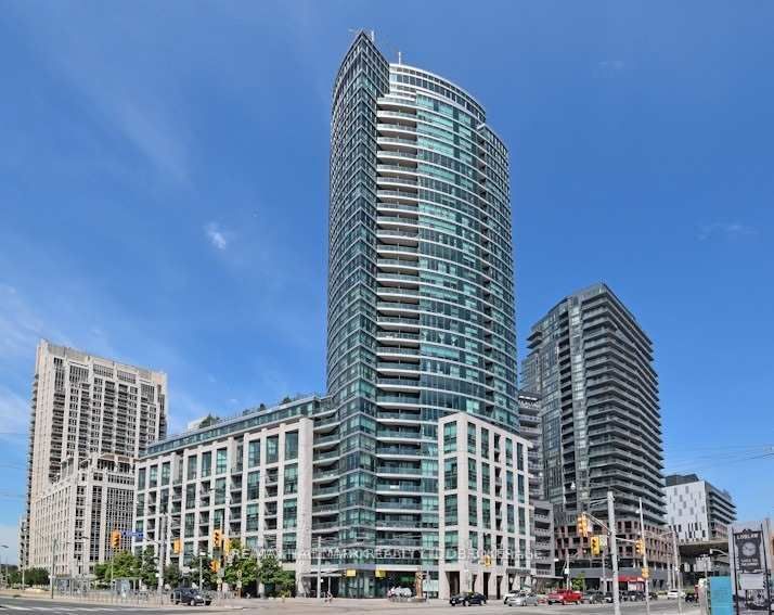 home for lease on 3204-600 Fleet Street
