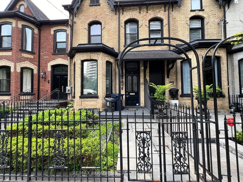 home for sale on 61 Gloucester Street