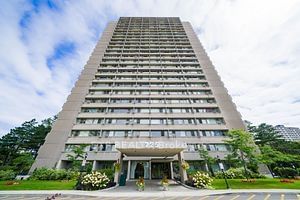 home for sale on 305-725 Don Mills Road