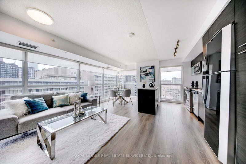 home for lease on 1910-386 Yonge Street