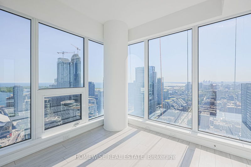 home for lease on 4602-55 Mercer Street