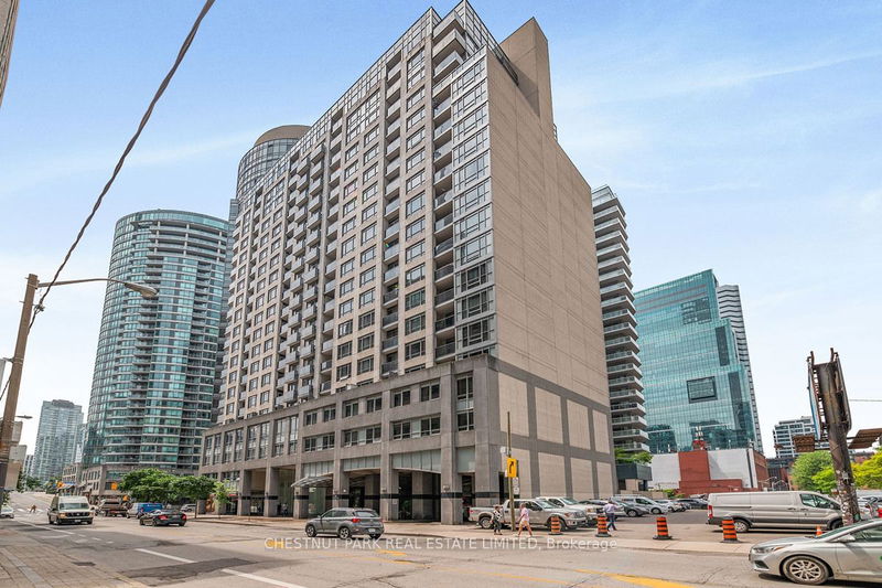 home for lease on 1713-20 Blue Jays Way