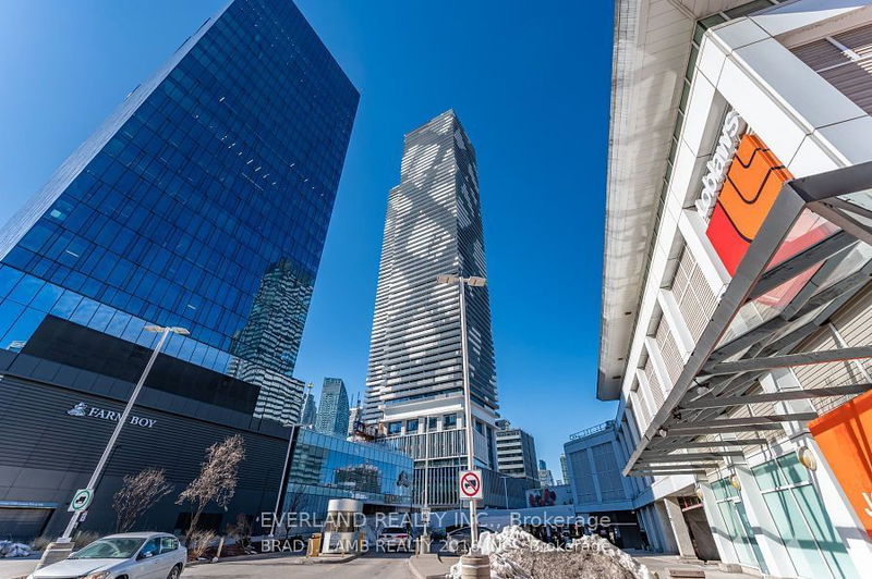 home for sale on 1108-138 Downes Street