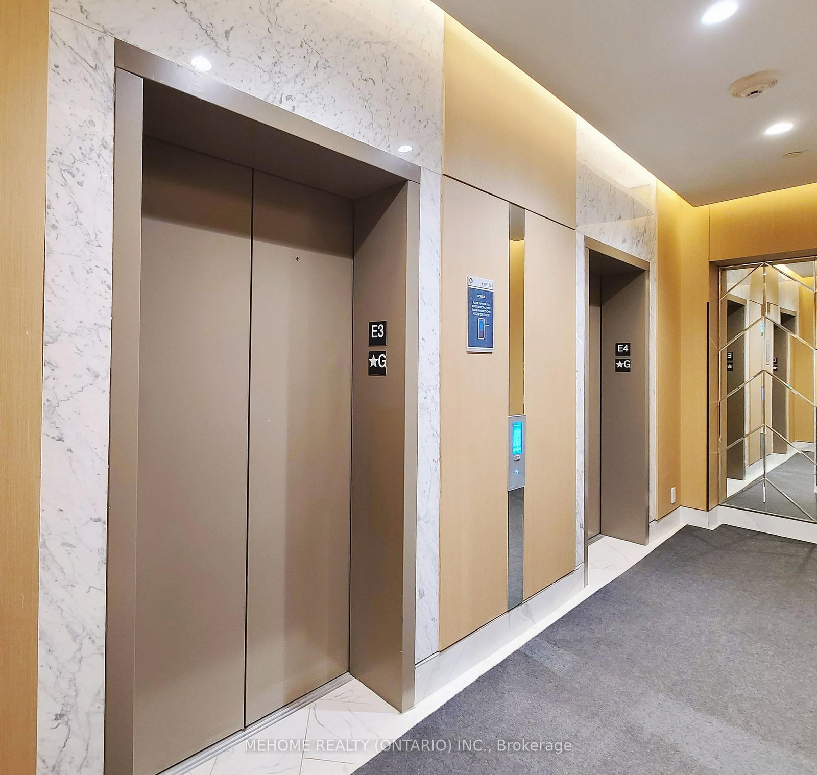 38 Widmer Street, Unit #3209 - Photo 2